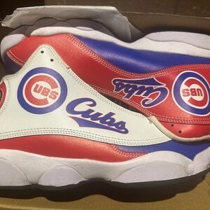 UNIQUE Chicago Cubs men’s sneakers